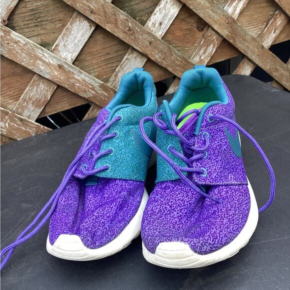 WOMENS NIKE ROSHE RUN PRINT PURPLE HAZE TRAINER 599432 551 9.5 - Picture 7 of 7